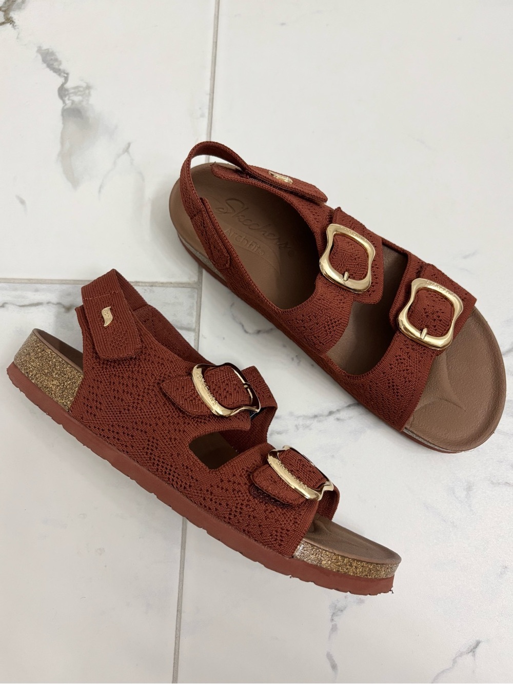 Skechers Granola Sandals Womens 9 Gold Buckle Cinnamon